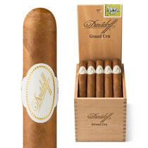 Casaque Metamorphose d'H cigar box
